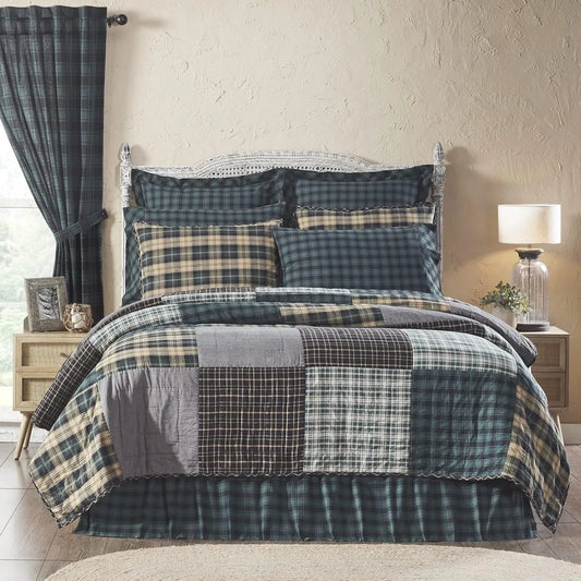 3-Piece Pine Grove Queen Quilt Set